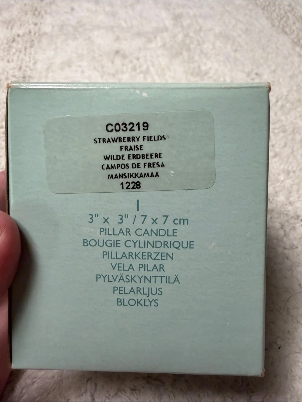 NWT Partylite 3” x 3” Scalloped Pillar Candle in “Strawberry Fields”